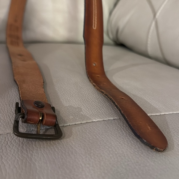 Men’s Lee leather belt preowned size 34-36. Bundle to save shipping. USA NYC Lee - Picture 11 of 16